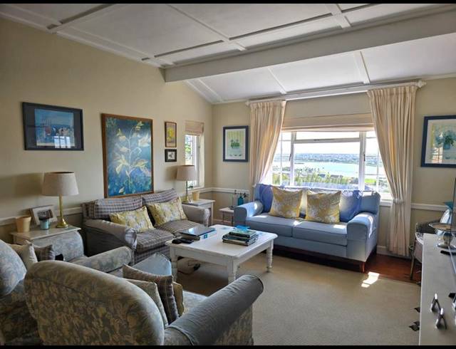 3 BEDROOM HOUSE FOR SALE IN LAKESIDE